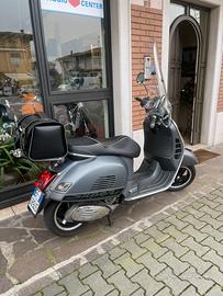 Vespa 300gts