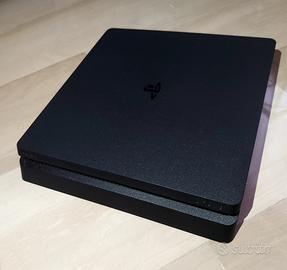 Playstation 4 slim