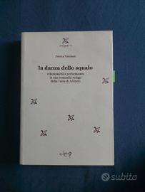 La danza dello squalo, Tamisari