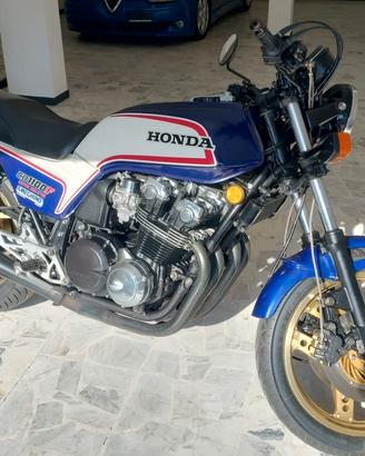 Honda CB 1100 GRAN BULLDOR