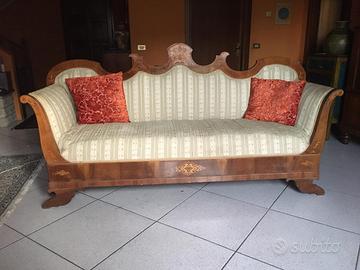 divano dell’800.