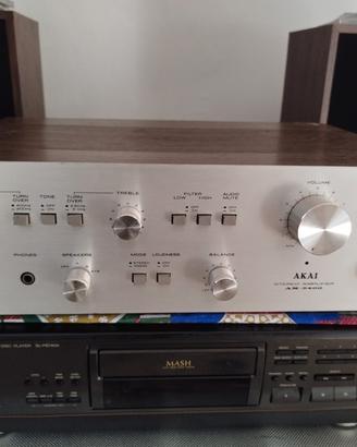 Amplificatore Akai AM 2400