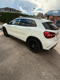 Mercedes GLA 200d