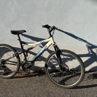 Mountain Bike 26