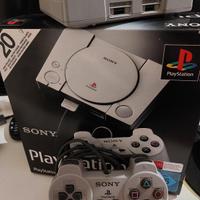 Playstation Classic Mini 200 giochi + 2 pad + emu