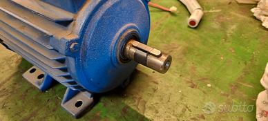 Motore elettrico trifase 1400 giri  380V