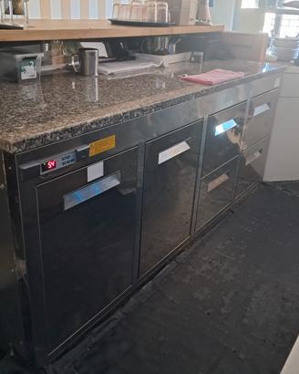 banco inox  refrigerato  ripiano in marmo