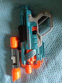 Nerf Commander con mirino 