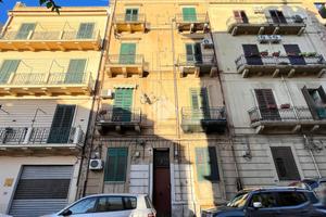 3 LOCALI A PALERMO