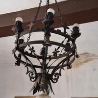 antico lampadario da soffitto