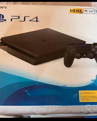 PlayStation 4 Slim 500GB + 2 Controller + 6 Giochi