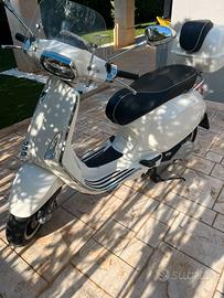 Vespa Sprint 125