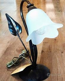 ABAT JOUR LAMPADA DA TAVOLO IN METALLO MOD. FIORE