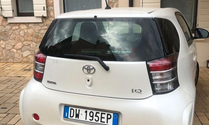 Toyota iQ