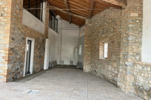 Cascina e doppio garage