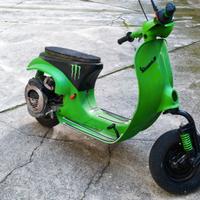 Vespa 50L solo pista o per ricambi