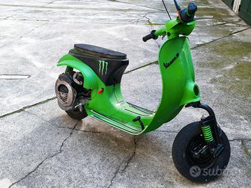 Vespa 50L solo pista o per ricambi