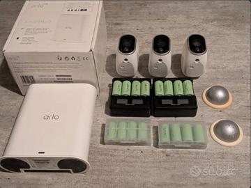 Arlo VMB4540  3 telecamere wifi + batterie