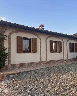 VL215 - Villa moderna con ampio terrazzo panoramic