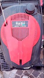 macchinetta trazionata per erba 