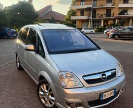 OPEL Meriva con su 157.000 KM REALI FULL FULL