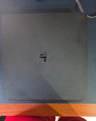 PS4 Slim + 2 dualshock 4 + 23 giochi fisici