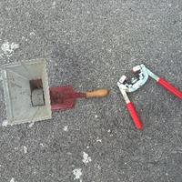 Tappa bottiglie e trituratore per pomodori