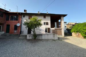 CASA SEMINDIPENDENTE A BOSNASCO