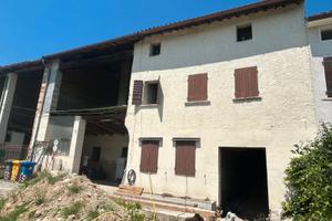 Casa rustico da ristrutturare