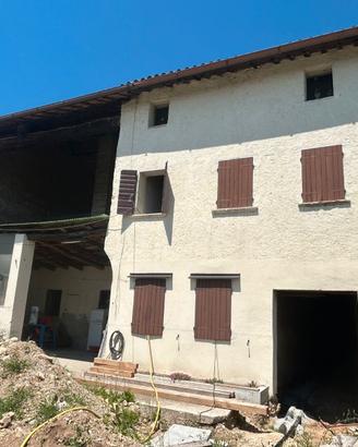 Casa rustico da ristrutturare