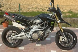 Aprilia Dorsoduro 750