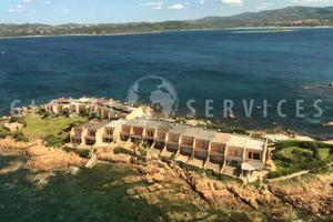 Olbia Le Saline villetta capo schiera sul mare