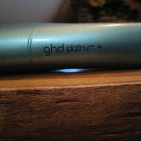 piastra GHD Platinum plus con cofanetto 