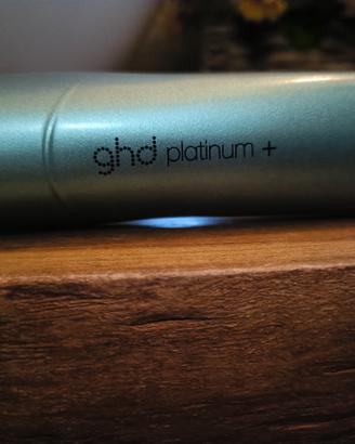piastra GHD Platinum plus con cofanetto 