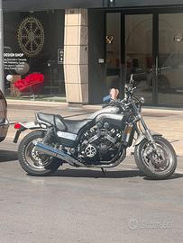 Yamaha V MAX (V-Max Vmx)