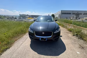 Jaguar f pace