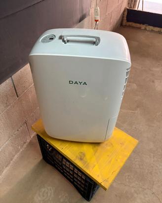 Deumidificatore DAYA 16 L/24h come nuovo