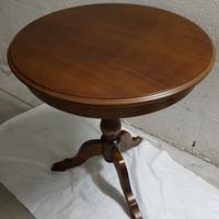 Tavolino tondo in legno