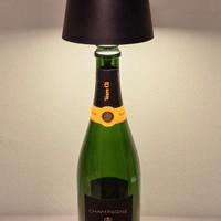 Veuve Clicquot bottiglia lampada led nera 