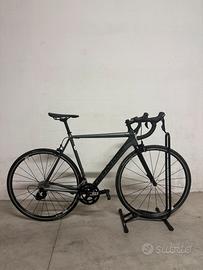 Bici da corsa CANNONDALE CAAD12