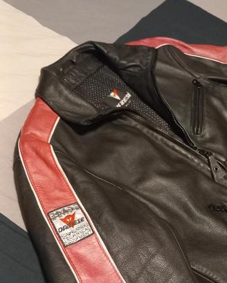 Giacca in pelle Dainese vintage con protezioni 