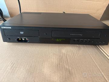 COMBO SAMSUNG VIDEOREGISTRATORE VHS ,DVD"