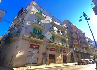 3 LOCALI A MOLFETTA