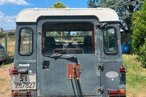 Land Rover Defender 12J