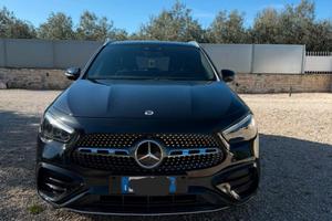 MERCEDES BENZ GLA 180 D