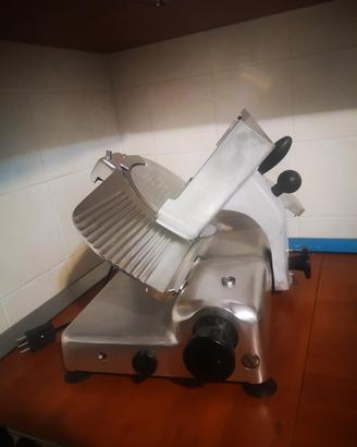 affettatrice professionale 
