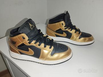 scarpa air jordan 1  oro /nero  come nuove 