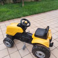 Trattore a pedali 