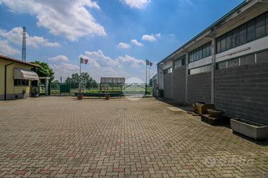 CAPANNONE A MASSALENGO