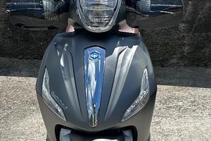Beverly 350